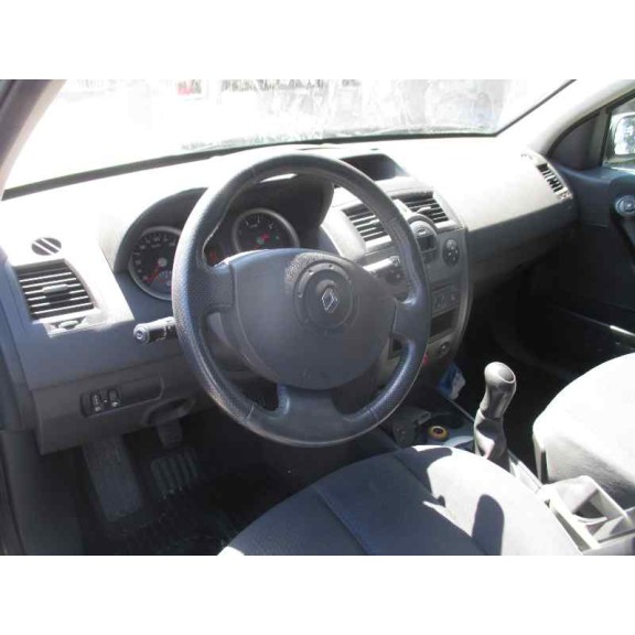 renault megane ii berlina 3p del año 2004