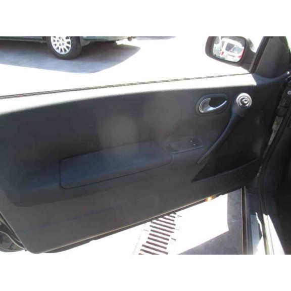 renault megane ii berlina 3p del año 2004