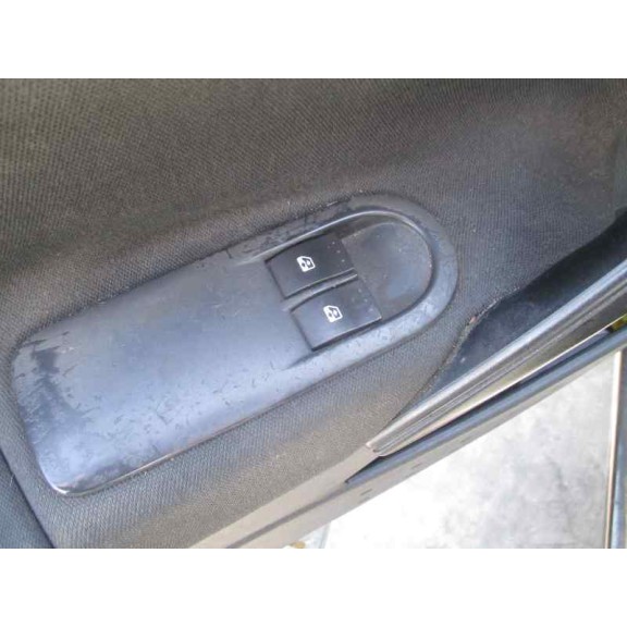 renault megane ii berlina 3p del año 2004