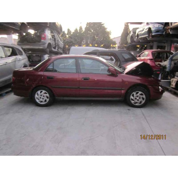 mitsubishi carisma berlina 4 (da0) del año 1999