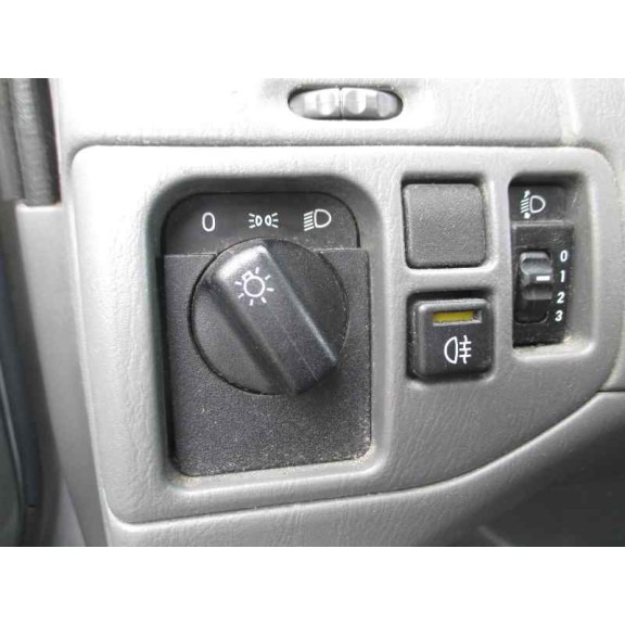 opel agila del año 2002