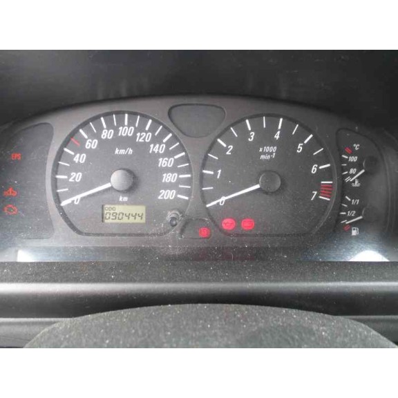 opel agila del año 2002