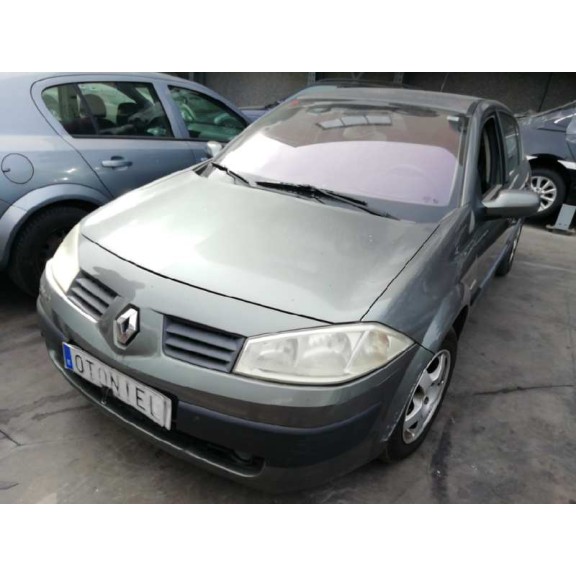 renault megane ii classic berlina del año 2004