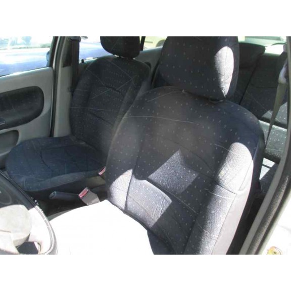 renault clio ii fase ii (b/cb0) del año 2002