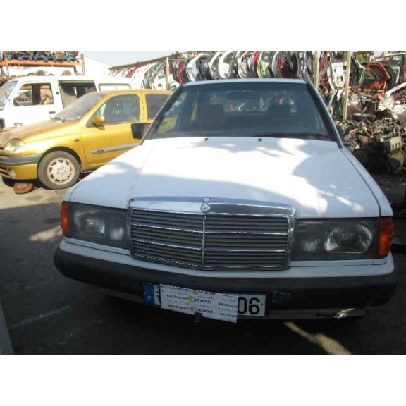 mercedes-benz clase c (w201) berlina del año 1993