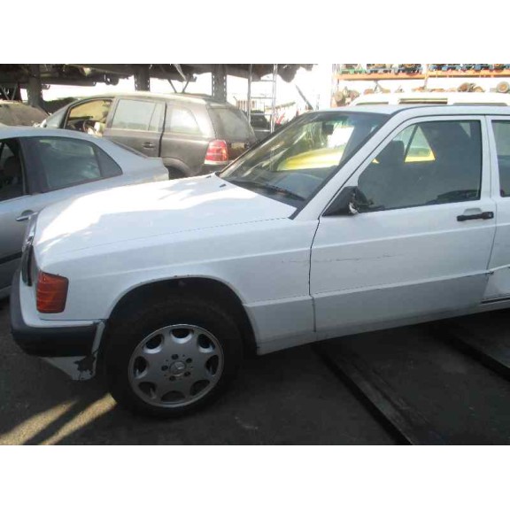 mercedes-benz clase c (w201) berlina del año 1993