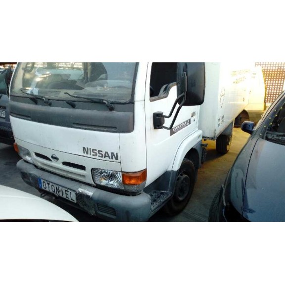 nissan cabstar del año 2000