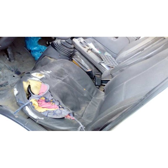 nissan cabstar del año 2000