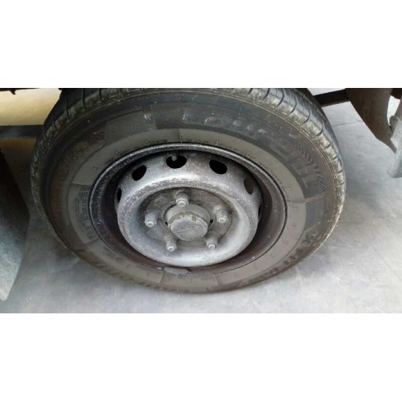 nissan cabstar del año 2000