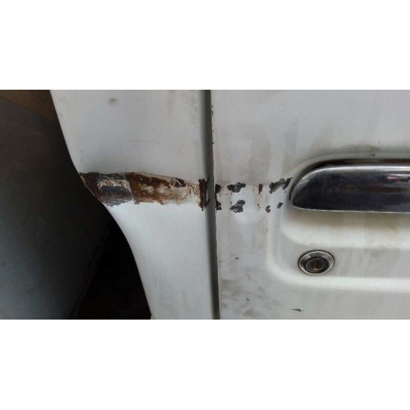 nissan cabstar del año 2000