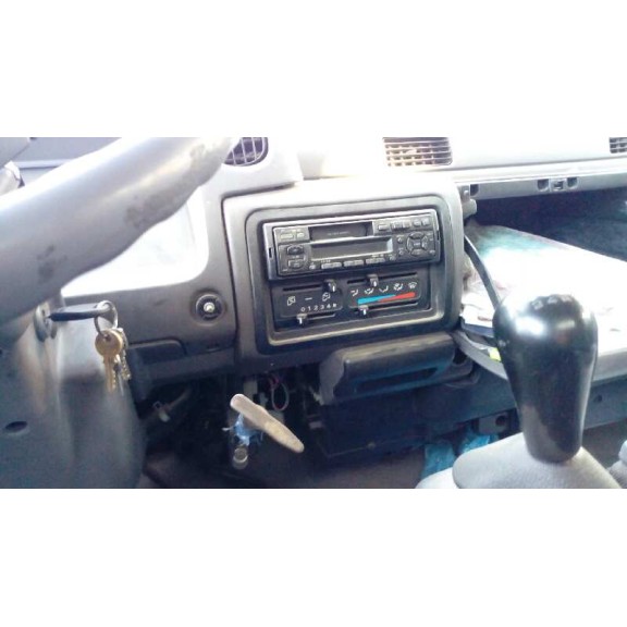 nissan cabstar del año 2000