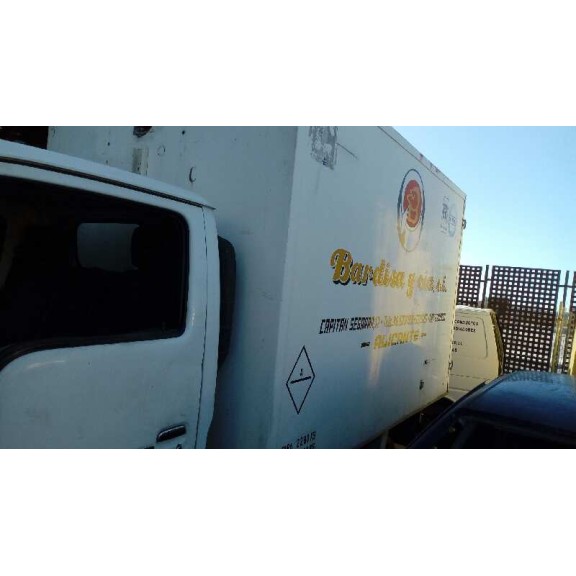 nissan cabstar del año 2000