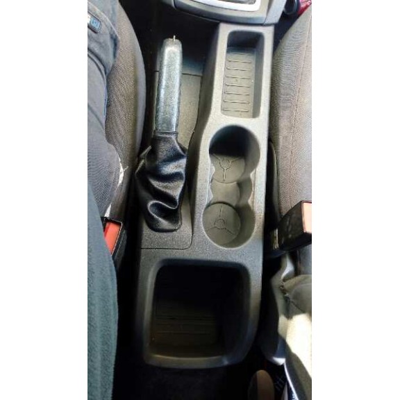 ford focus berlina (cap) del año 2005