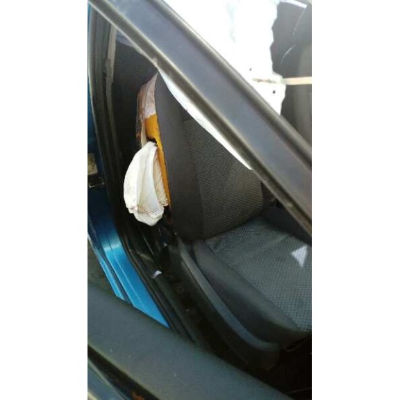 ford focus berlina (cap) del año 2005