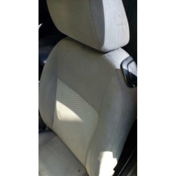 ford focus berlina (cap) del año 2005