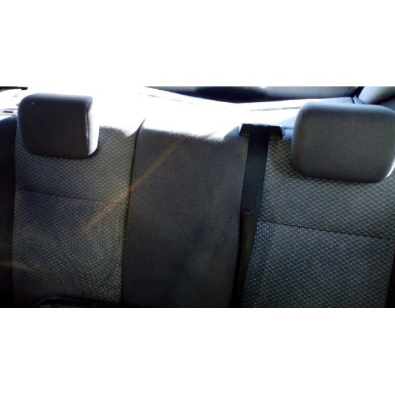 ford focus berlina (cap) del año 2005