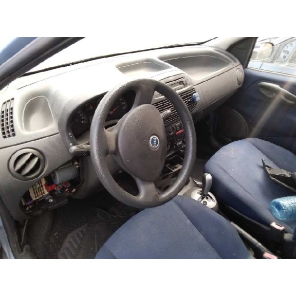 fiat punto berlina (188) del año 2005