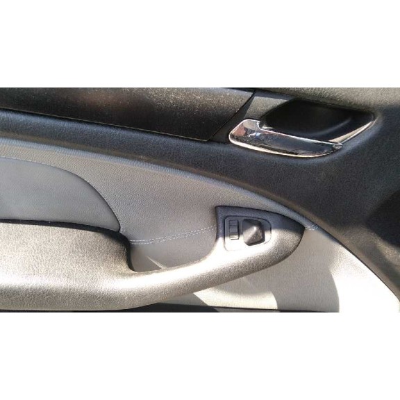 bmw serie 3 berlina (e46) del año 2004