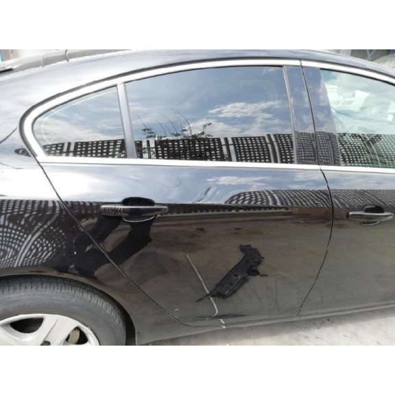 opel insignia berlina del año 2009