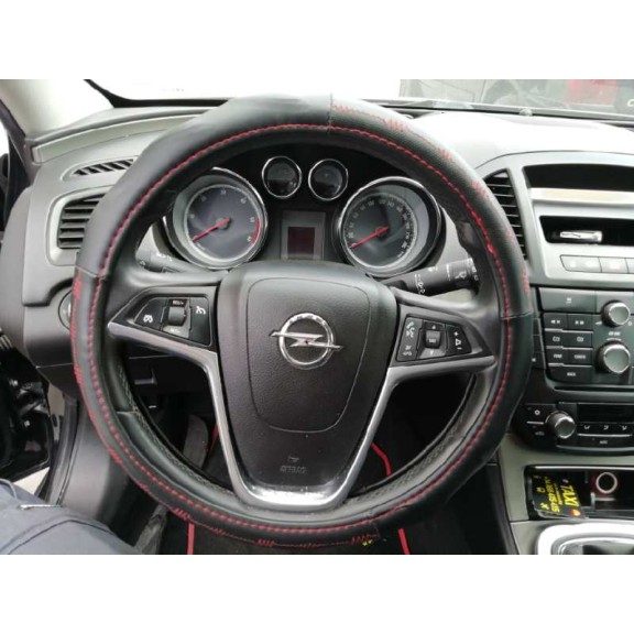 opel insignia berlina del año 2009