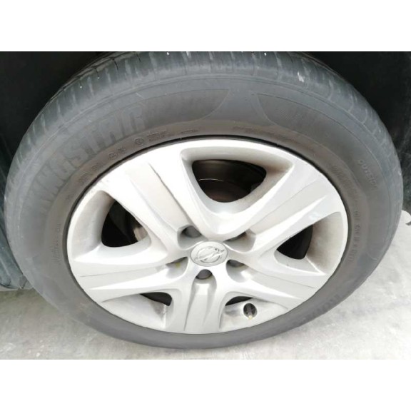 opel insignia berlina del año 2009