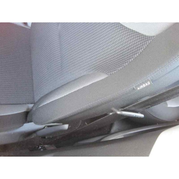 peugeot 308 del año 2013