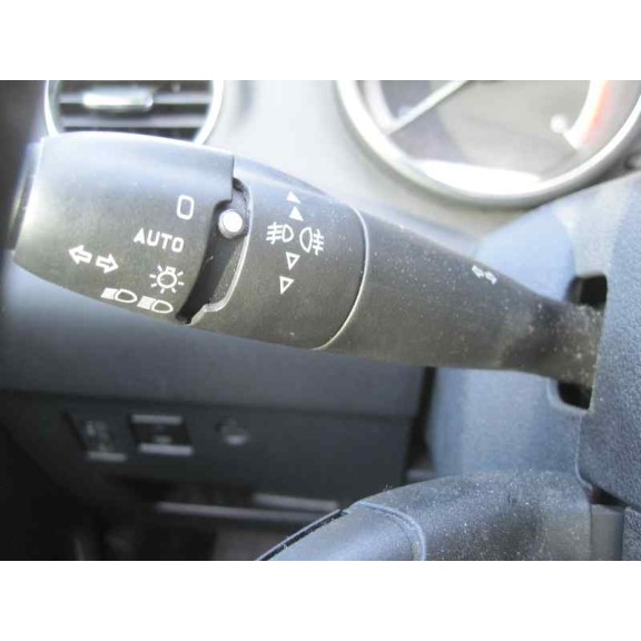 peugeot 308 del año 2013