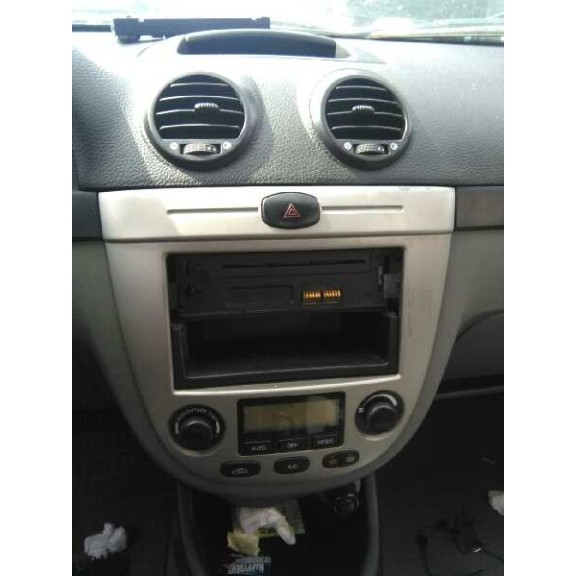 daewoo lacetti del año 2004