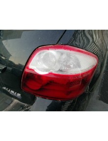 toyota auris del año 2011 2