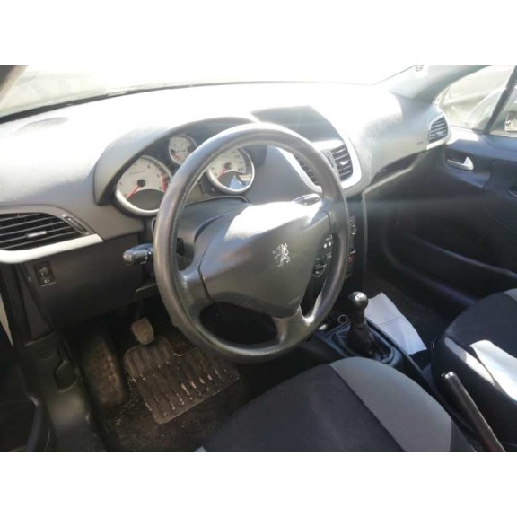 peugeot 207 del año 2008