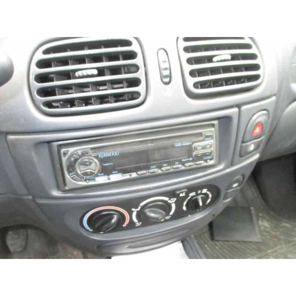 renault megane i fase 2 classic (la..) del año 2002