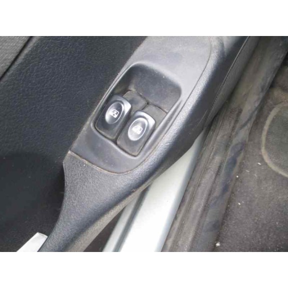 renault megane i fase 2 classic (la..) del año 2002