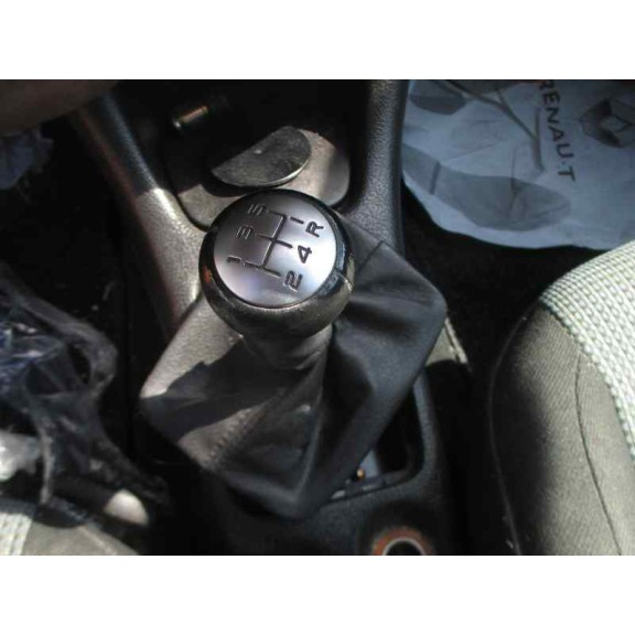 peugeot 206 berlina del año 2005