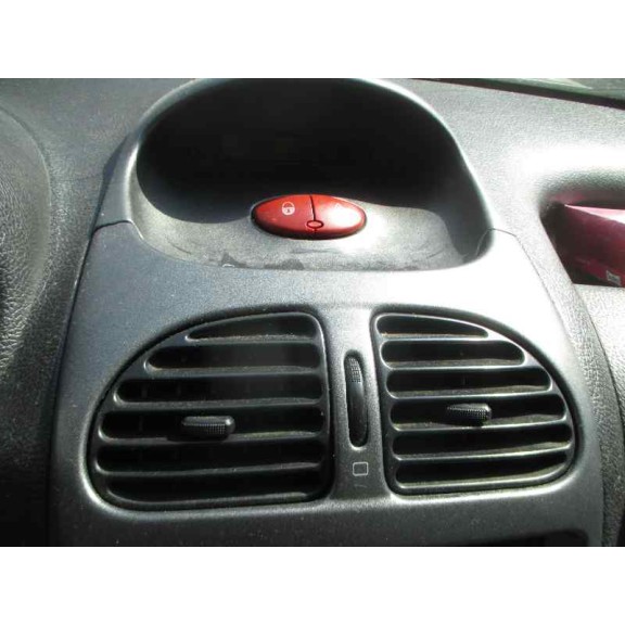 peugeot 206 berlina del año 2005