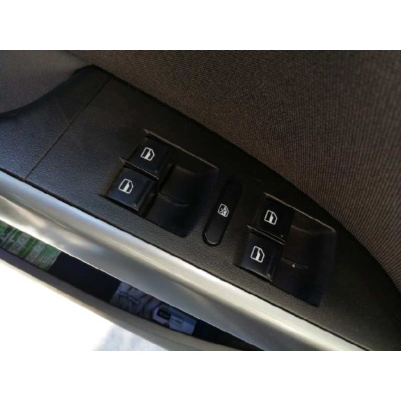 seat leon (1p1) del año 2010