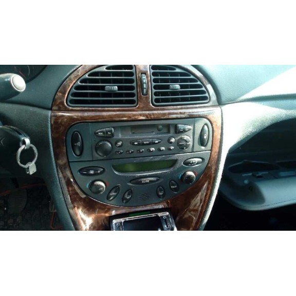 citroën c5 berlina del año 2002