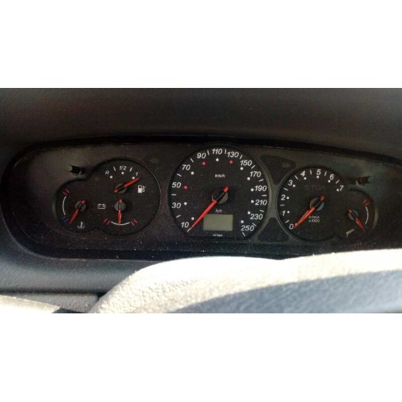 citroën c5 berlina del año 2002