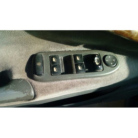 citroën c5 berlina del año 2002