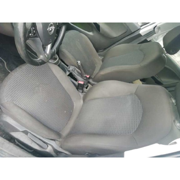 opel corsa e del año 2016