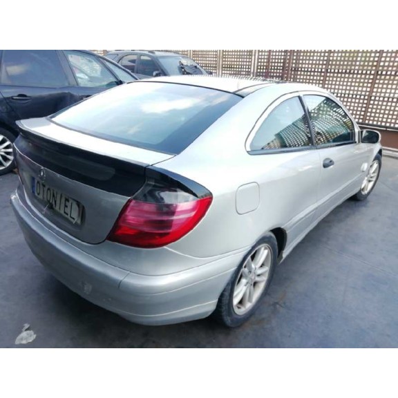 mercedes-benz clase c (w203) sportcoupe del año 2001
