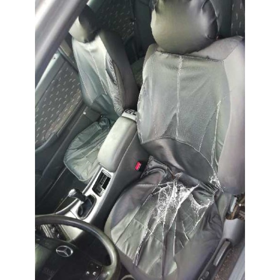 mercedes-benz clase c (w203) sportcoupe del año 2001