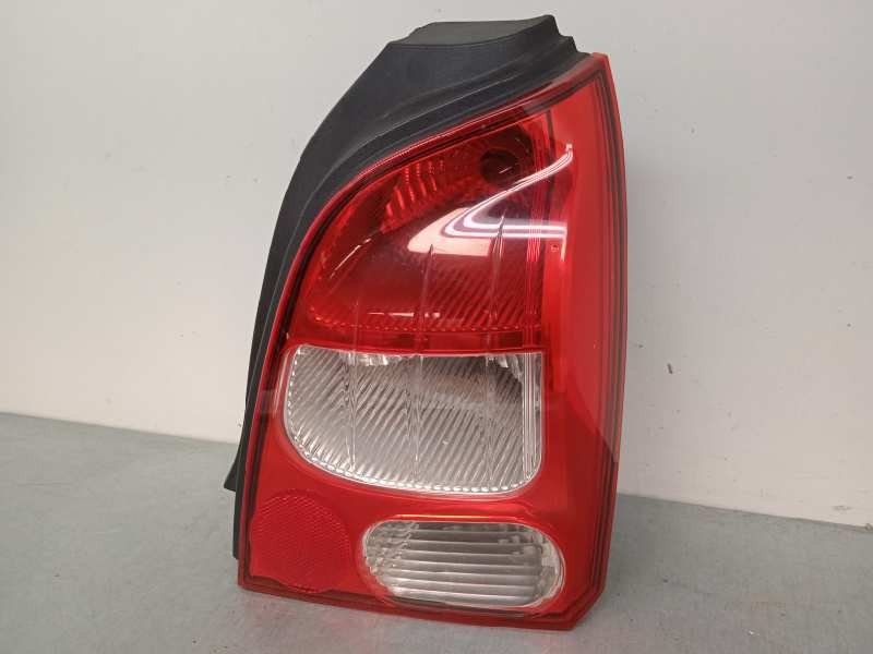 Recambio de piloto trasero derecho para renault twingo acces referencia OEM IAM 8200387889 2VA965454 