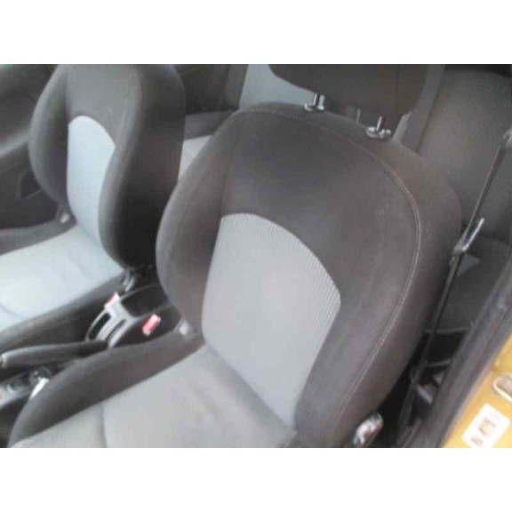 peugeot 206 berlina del año 2004