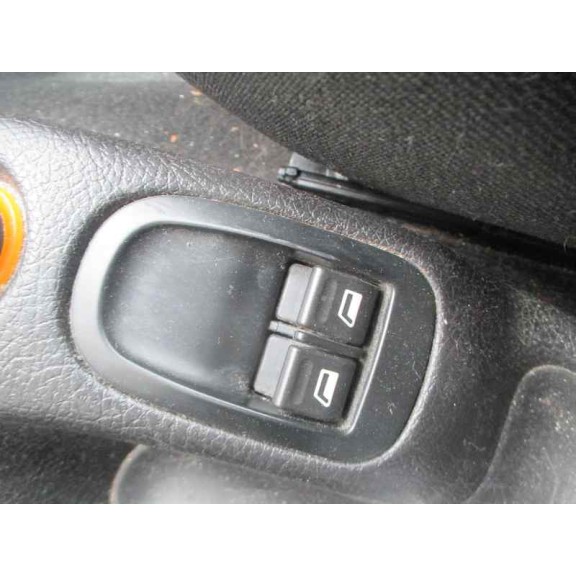 peugeot 206 berlina del año 2004