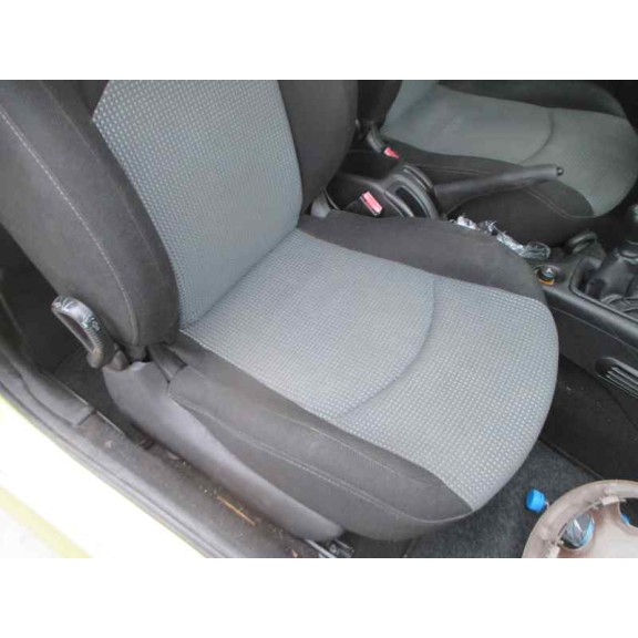 peugeot 206 berlina del año 2004