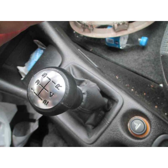 peugeot 206 berlina del año 2004