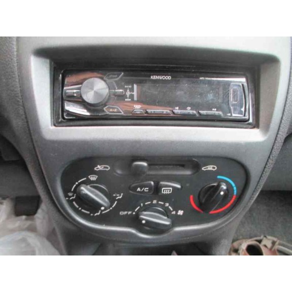 peugeot 206 berlina del año 2004