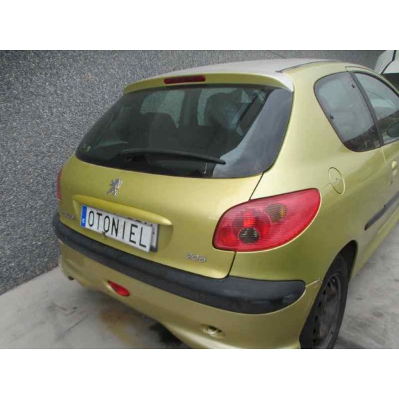 peugeot 206 berlina del año 2004