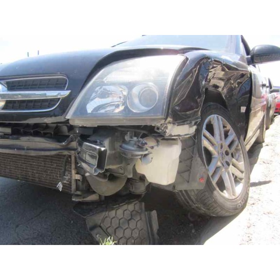 opel vectra c berlina del año 2004