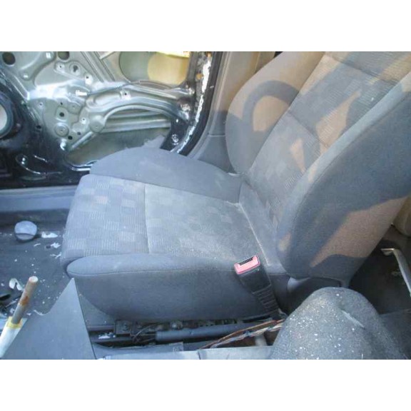 opel vectra c berlina del año 2004